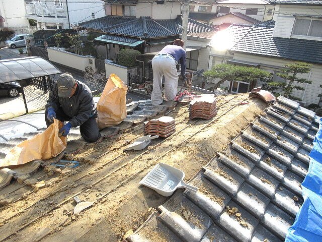 雨漏り改修工事状況です。